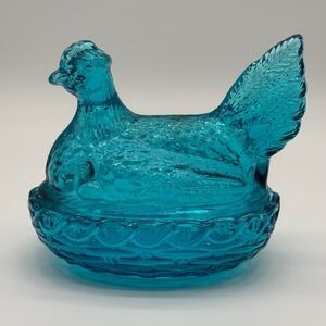 Capri Blue L.E. Smith Hen on a Nest Covered Dish Vintage Blue Glass